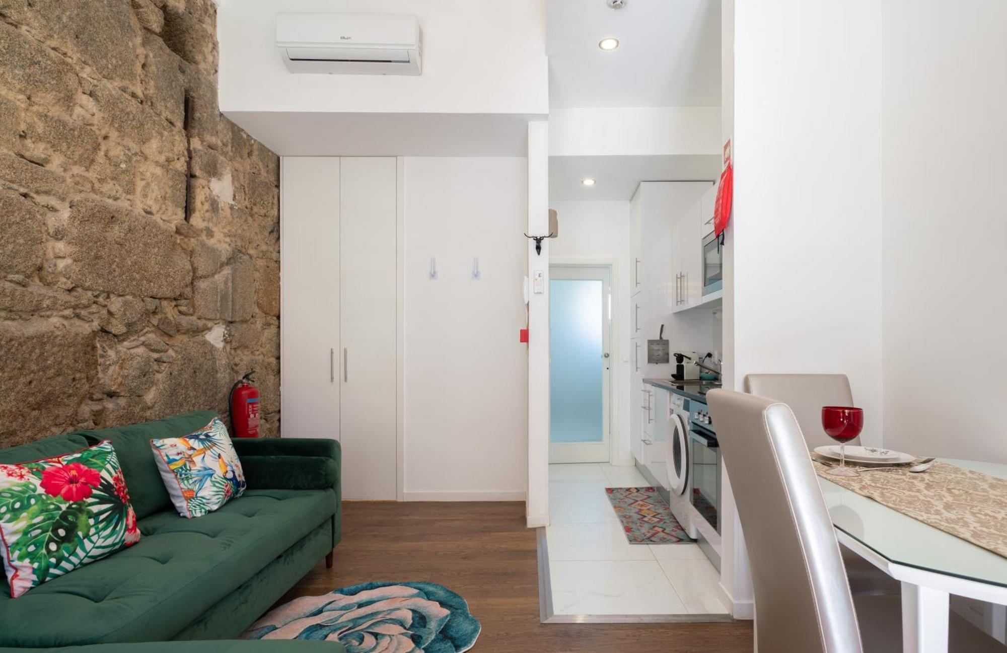 Central Cozy Stay 2 Ac Near Metro Porto Exterior photo