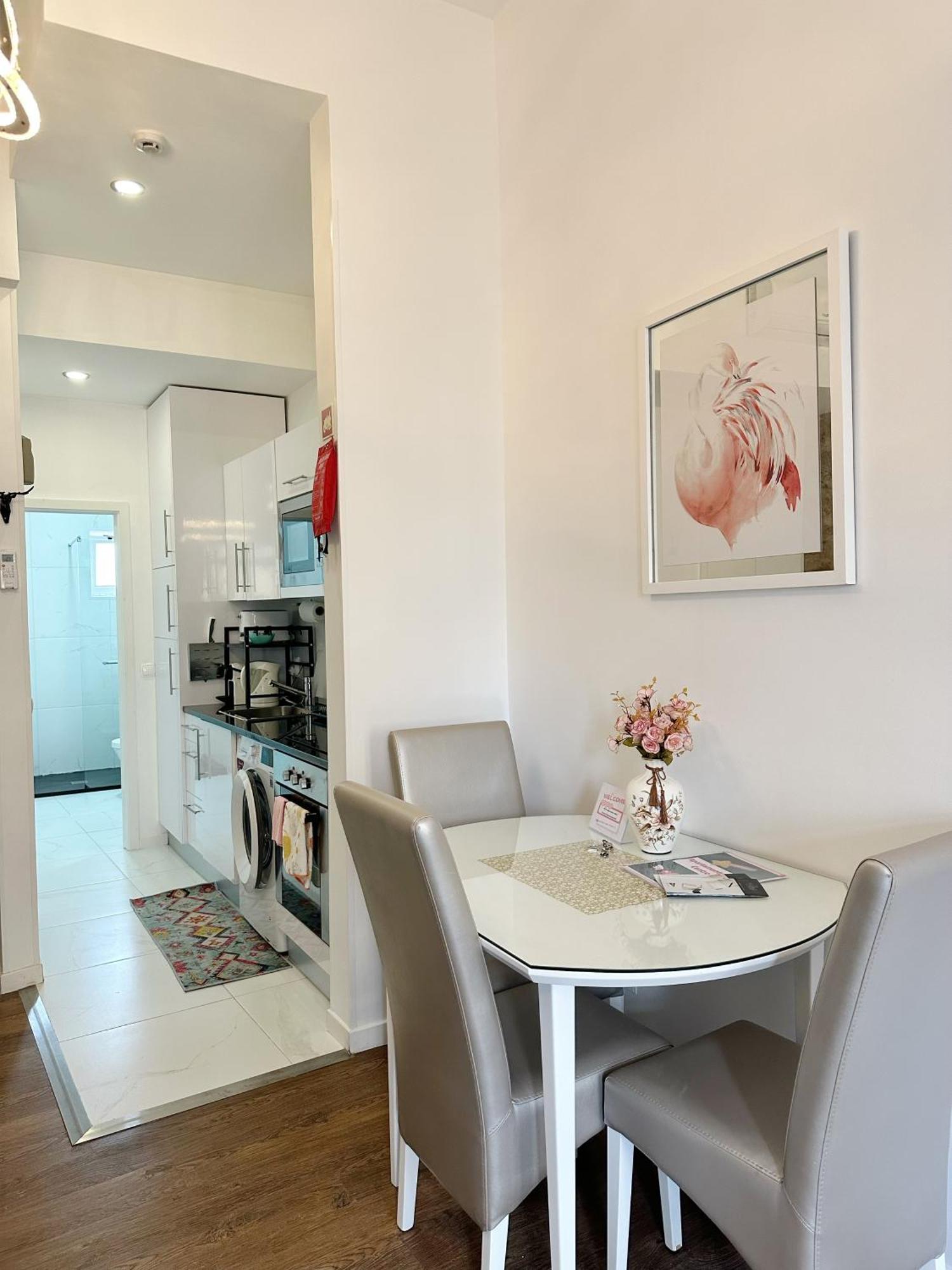 Central Cozy Stay 2 Ac Near Metro Porto Exterior photo